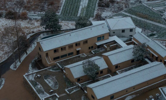 西坡·湖外湖,携宠入画湖山间 | 开启宠物友好新体验 西坡·湖外湖,携宠入画湖山间 | 开启宠物友好新体验