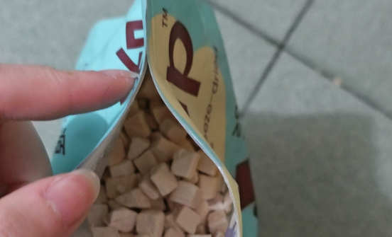 宠物零食有哪些品牌？推荐味道印记tastemp鸡胸肉粒冻干！