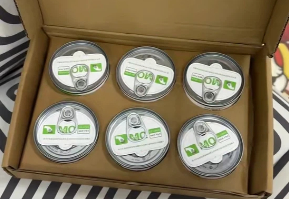 新手养猫避坑指南!喵犬厨房为你解析猫咪零食罐和主食罐的区别 新手养猫避坑指南!喵犬厨房为你解析猫咪零食罐和主食罐的区别