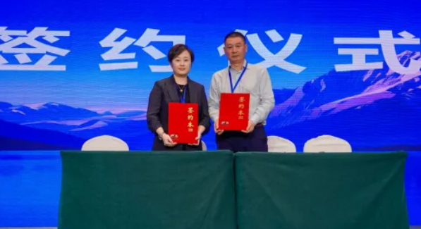 国内首单宠物冻精保险落地鞍山！