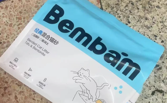 哪种猫砂长效除味不刺鼻？Bembam猫砂适配多猫家庭