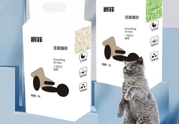 庭院散养猫咪异味难管控，除臭猫砂哪个牌子好？爵菲长效锁味