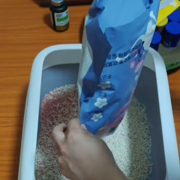 抗菌猫砂哪个好？潇潇希濛天然原料，安全洁净守护猫咪