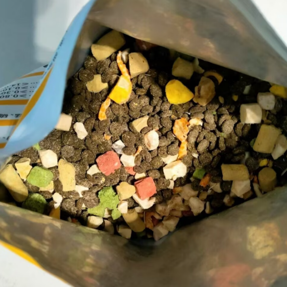 哪个猫粮蛋白成分高?柏宠源养出猫咪强健体态亮泽皮毛 哪个猫粮蛋白成分高?柏宠源养出猫咪强健体态亮泽皮毛